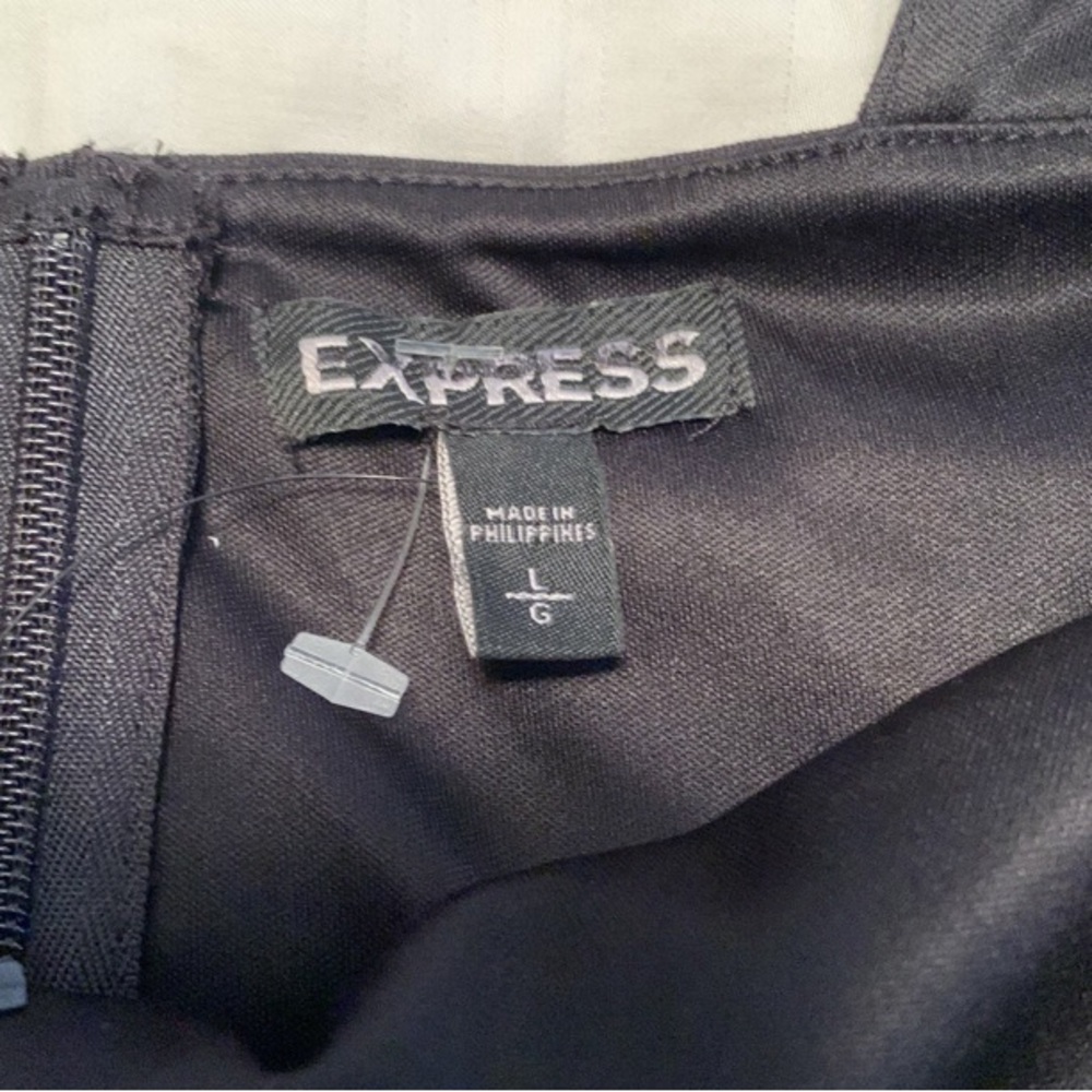 Express Crop Top - image 5